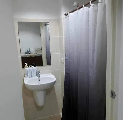 Us Embassy, Cozy Condo, Ermita, Roxas Blvd