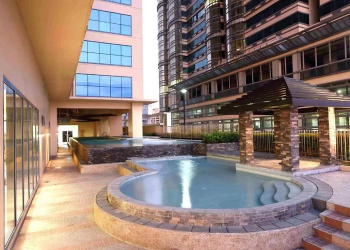 Апартаменты Us Embassy, Cozy Condo, Ermita, Roxas Blvd *